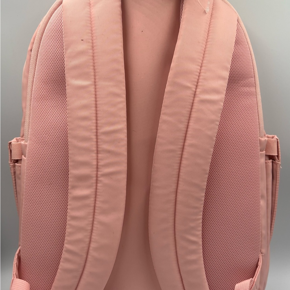 All in Motion Soft Pink 17" Commuter Backpack Laptop Sleeve - Picture 7 of 10
